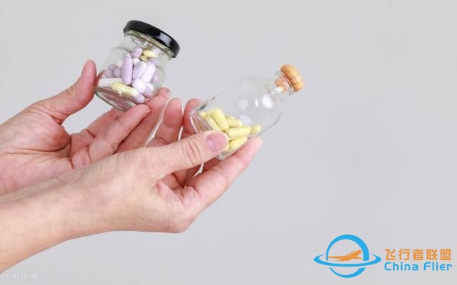 重大飛行事故后，為什么很多人對飛機產生恐懼？飛機真的不安全嗎-6794