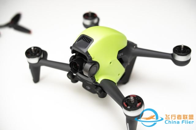 零基礎也能玩的穿越機？大疆DJI FPV Combo穿越機開箱試飛-8729