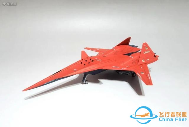 《皇牌空戰》：ADF-01 鷹隼 戰斗機-8482