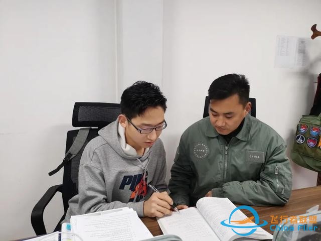 獨家揭秘！航空人鮮為人知的另一面-3832