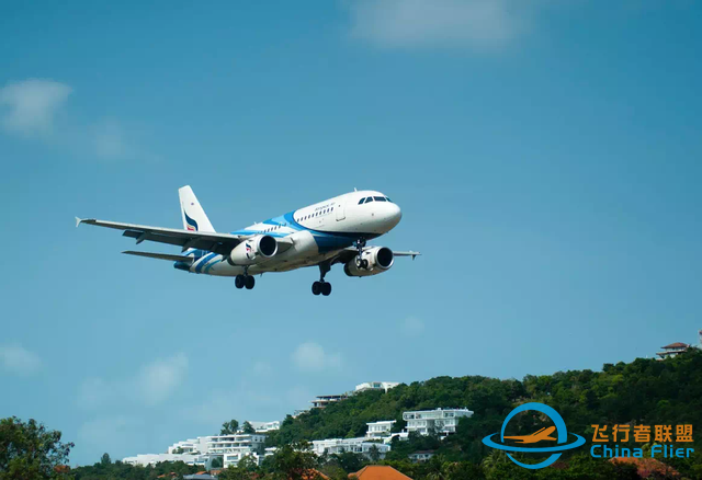 關于飛機的小知識：飛機在飛行過程中為什么會顛簸-3388