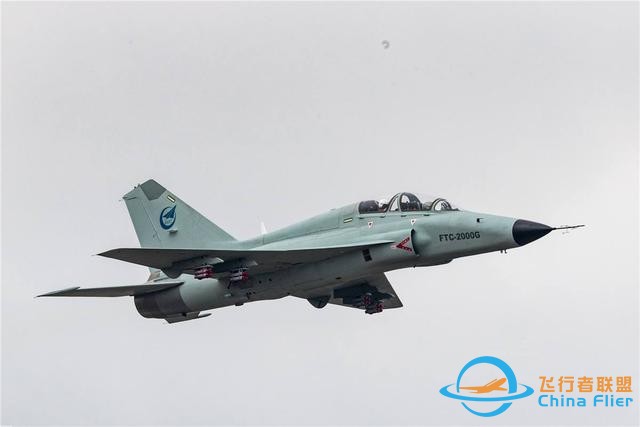 “梟龍”和殲7的融合體，F(xiàn)TC-2000G攻擊機-7086