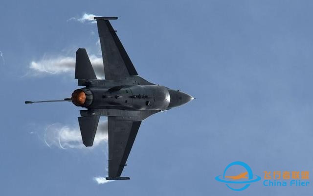 一架“無尾戰機”，使美方意識到，中國對六代機的理解已領先了！-8543