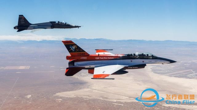 新系統可讓X-62A自動駕駛戰機在空中調整飛行控制行為-8985