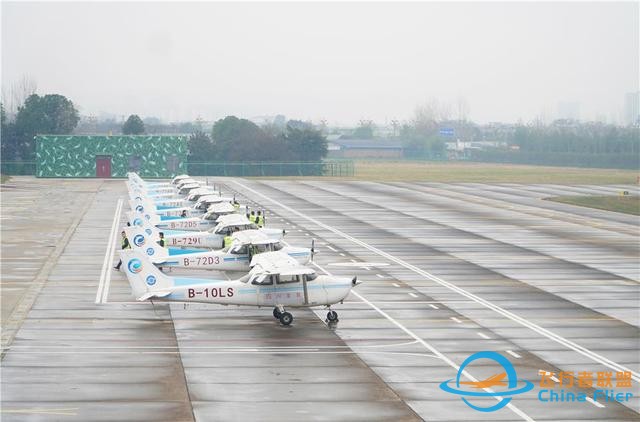 龍昊通用航空：培養通航人才 助力梁平低空經濟振翅高飛-1000